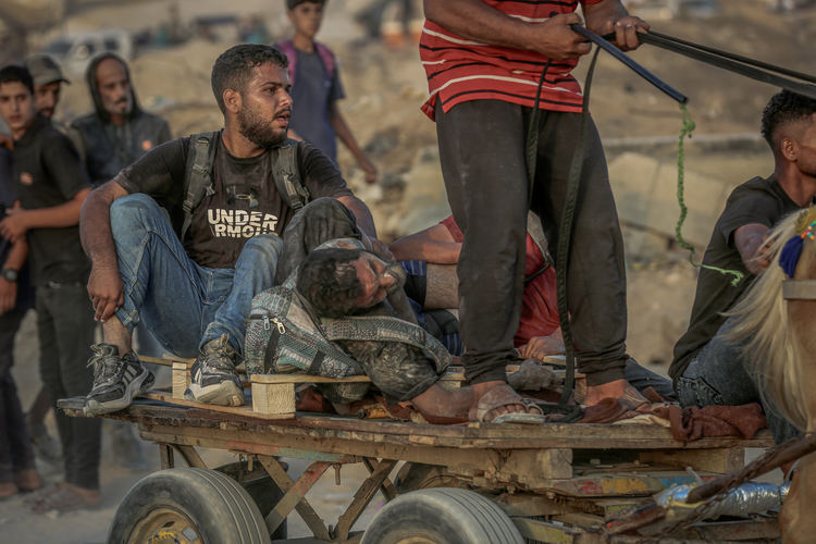 İsrail’in Gazze saldırılarında dün 13’ü yardım bekleyen 99 Filistinli yaşamını yitirdi