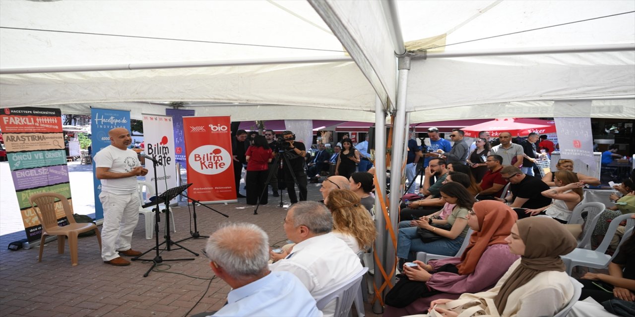 Prof. Dr. Keklik: Çocuk, anne-babasının gücünün kendisine yetmediğini hissederse onları ebeveyn olarak görmez