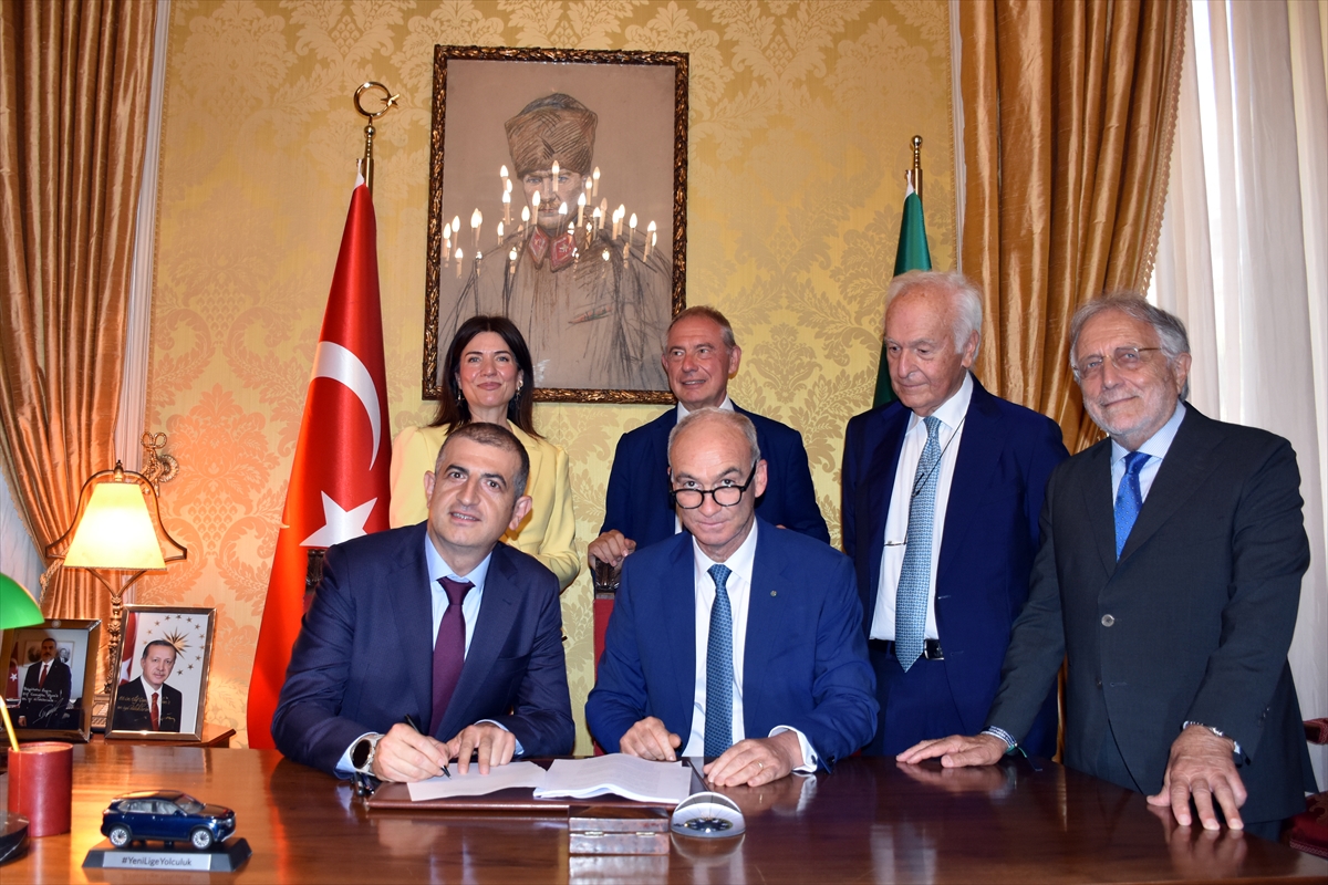 Baykar'ın Piaggio Aerospace'i devralması onuruna Roma'da resepsiyon verildi