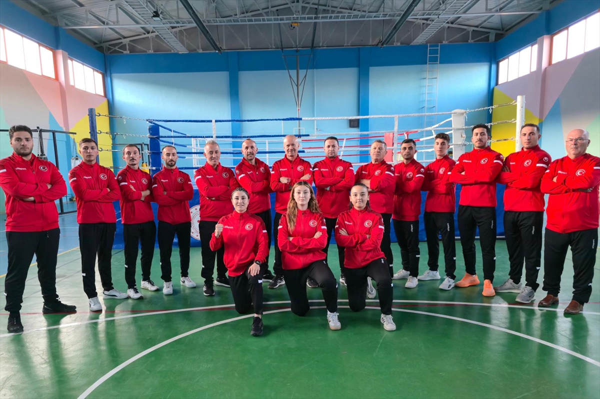 Savatenin ilk milli takımı, dünya şampiyonasında madalyalar için ter dökecek