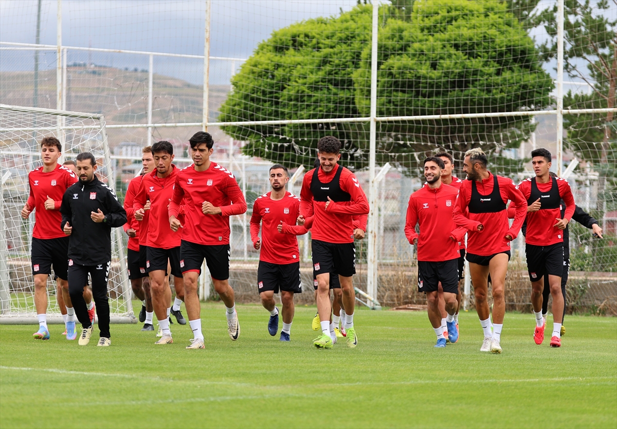 Sivasspor, yeni sezon hazırlıklarını sürdürdü