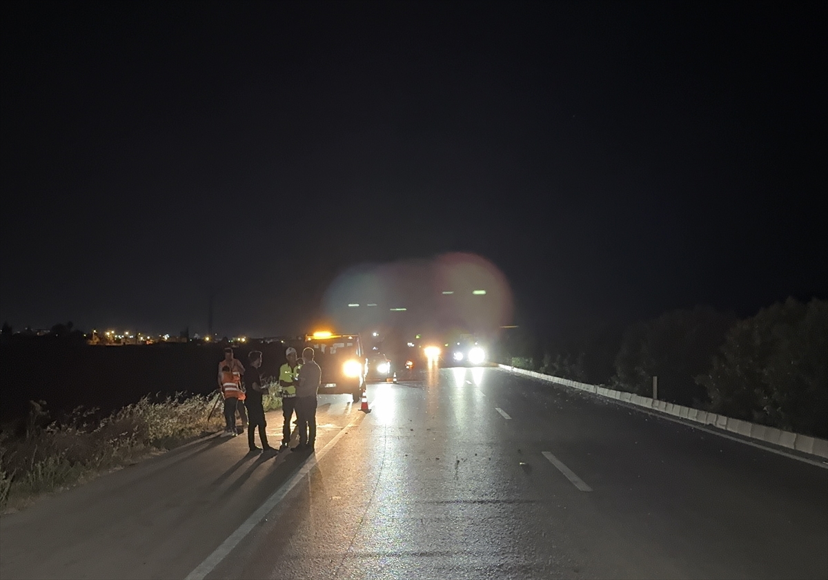 Adana'da zincirleme trafik kazasında 2 kişi yaralandı