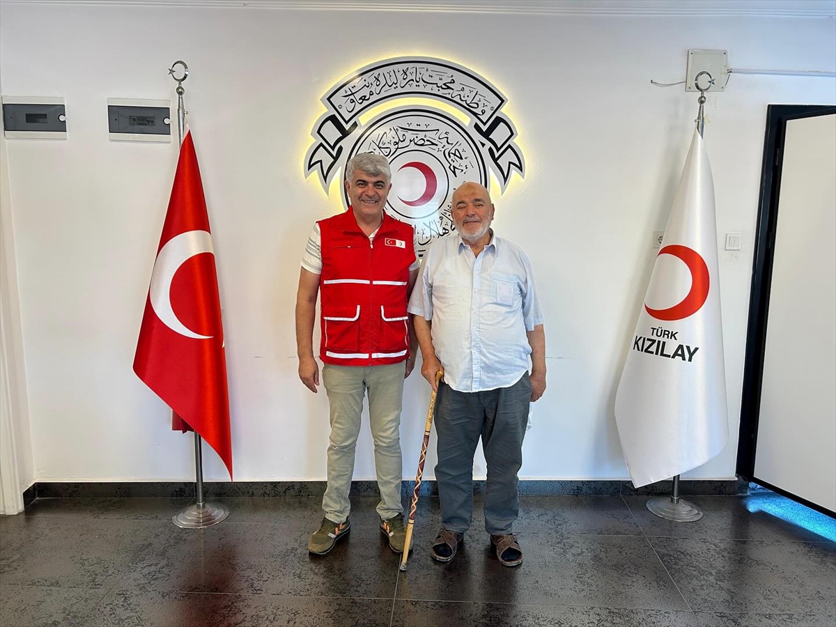 Zonguldak'ta hayırsever dairesini Türk Kızılay'a bağışladı