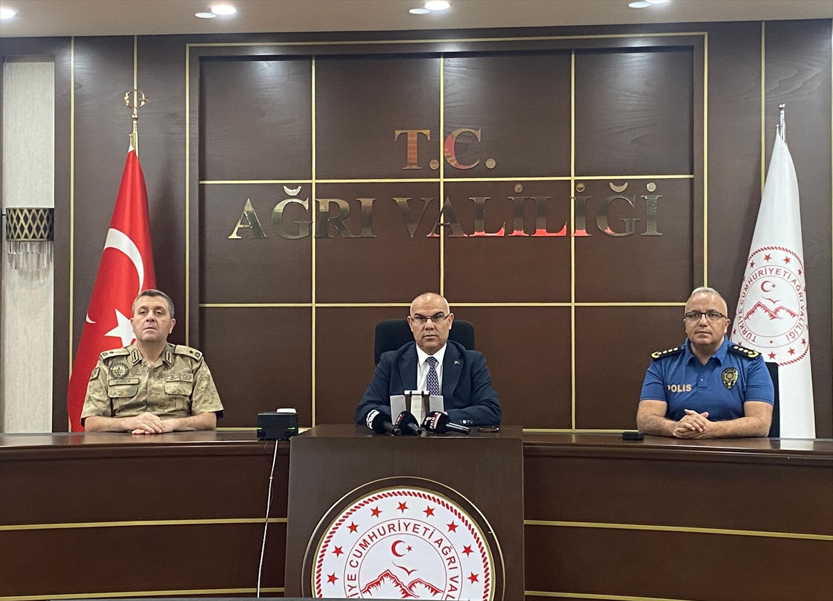 Ağrı'da bir ayda 3 bin 427 düzensiz göçmenin ülkeye girişi engellendi