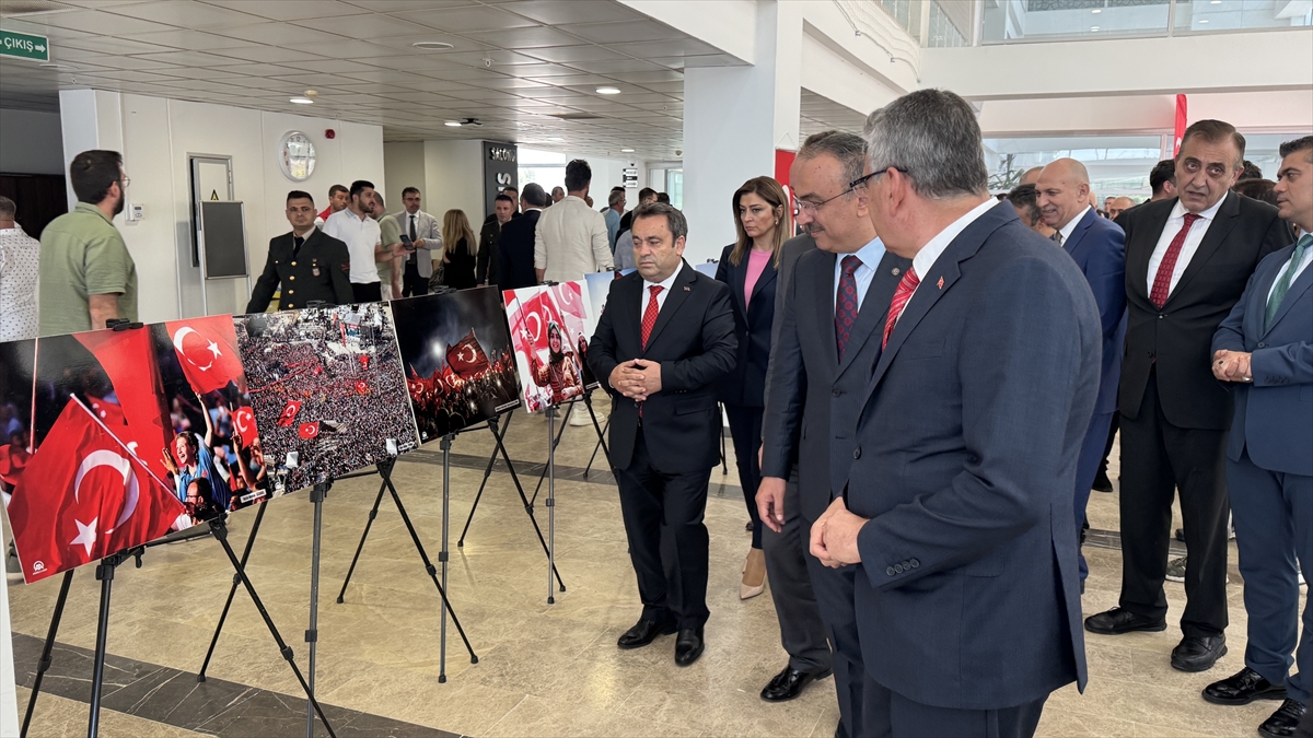 Tekirdağ'da "15 Temmuz: Milletin Zaferi, Anlam ve Mahiyeti Konferansı" düzenlendi