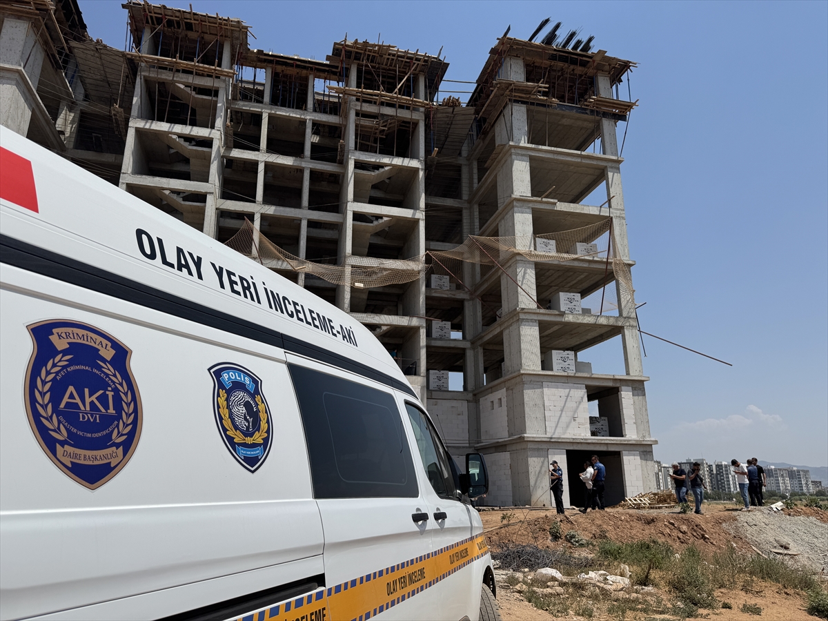 Aydın'da 8. kattan düşerek yaralanan işçi hastanede öldü