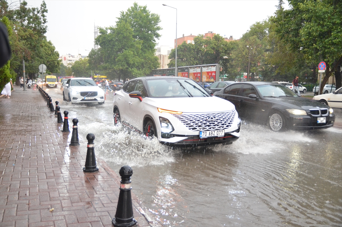 Konya'da sağanak etkili oldu