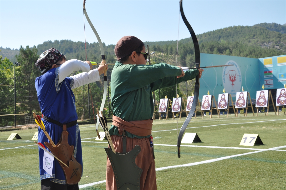 Minikler ve Yıldızlar Açık Hava Puta Türkiye Şampiyonası, Kütahya'da başladı