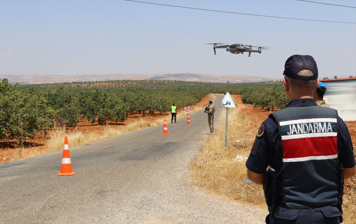 Gaziantep'te jandarma "Antep fıstığı" nöbetinde