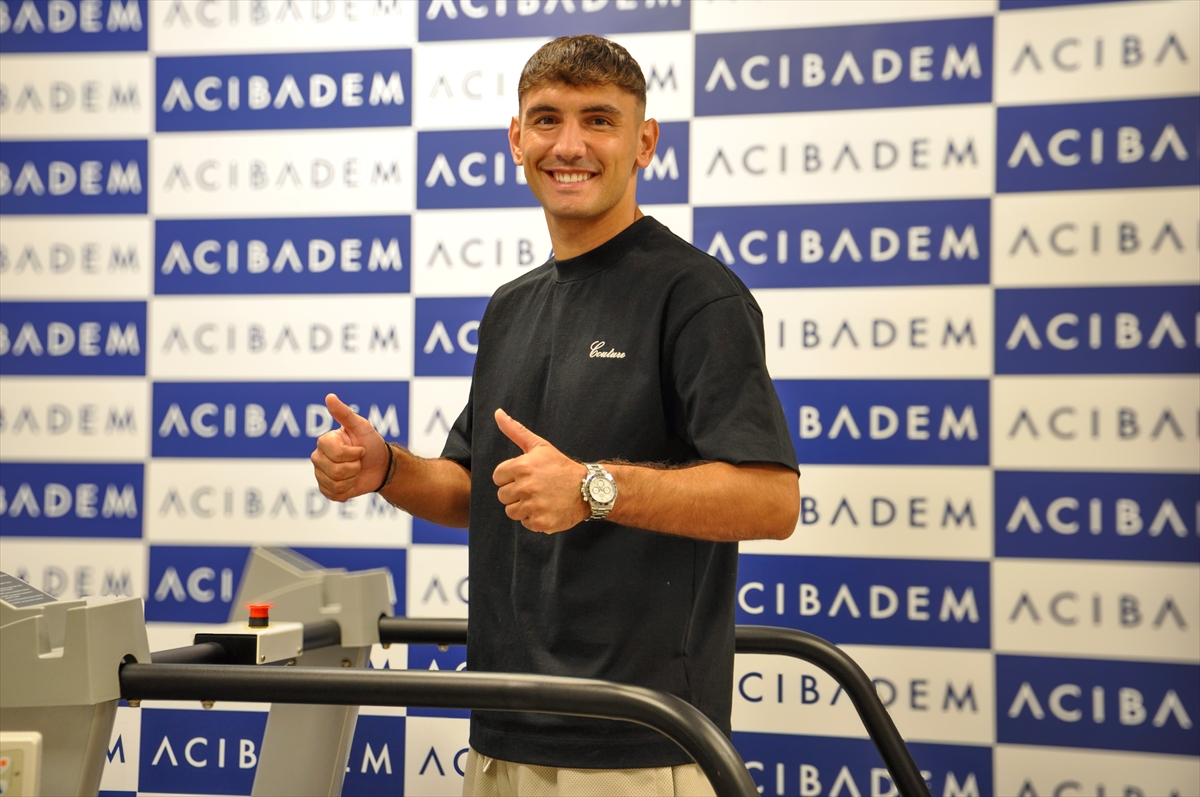 Çaykur Rizespor, Arnavut orta saha Qazim Laçi'yi transfer etti