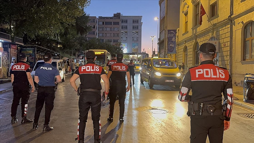 "Huzur İstanbul" uygulamasında 835 kişi gözaltına alındı