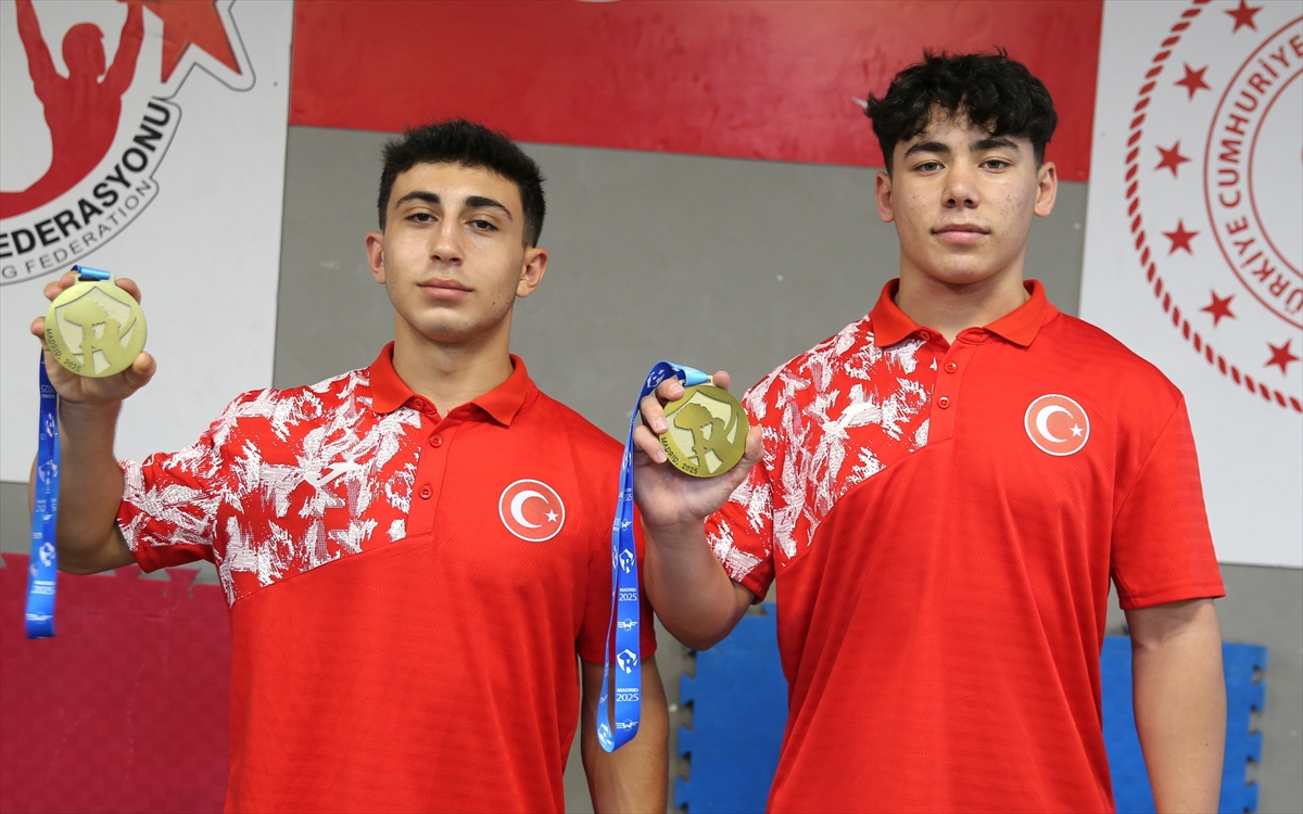 Avrupa şampiyonu milli halterciler, 5'i altın 6 madalyanın gururunu yaşıyor