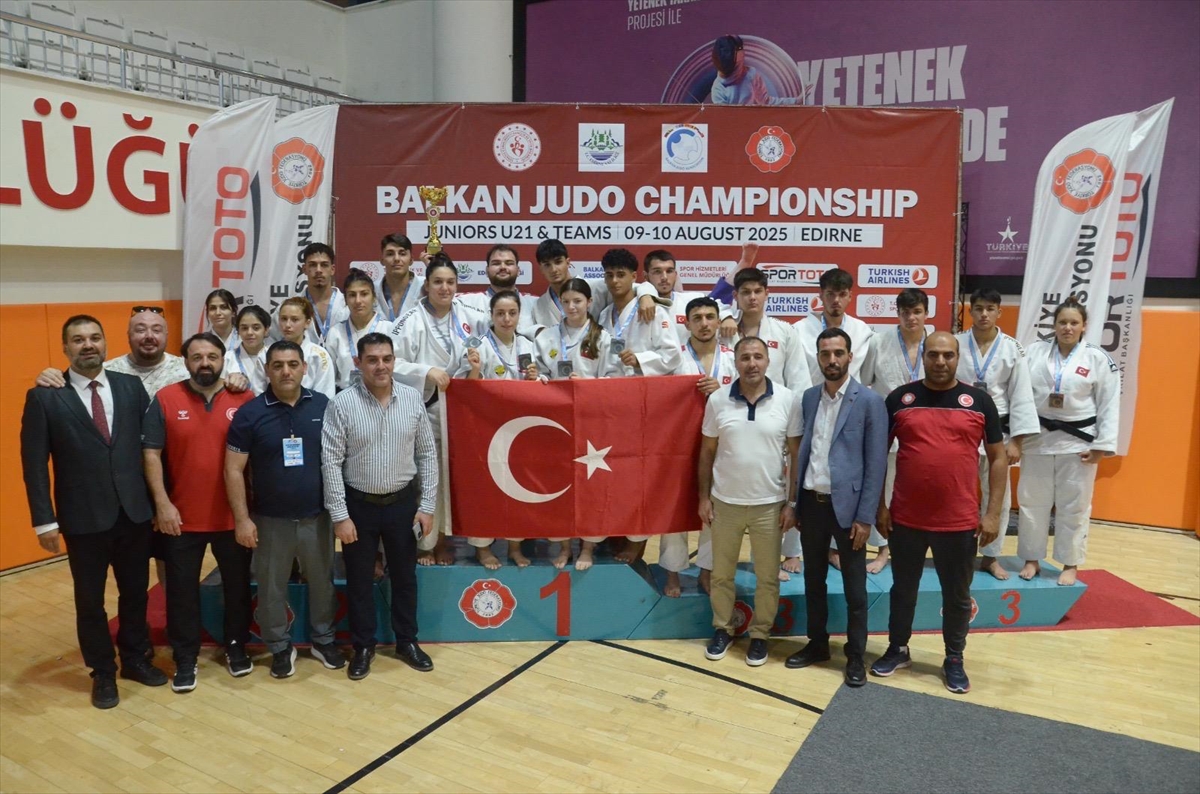 Edirne'de düzenlenen 21. Yaş Altı Balkan Judo Şampiyonası sona erdi