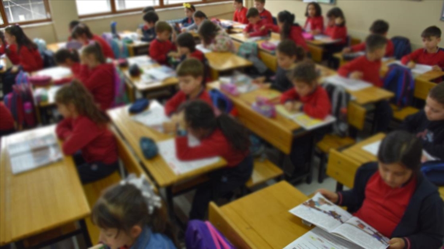 Okul formasının ekonomik, kullanışlı, kolay temin edilebilir olması bizim için öncelikli