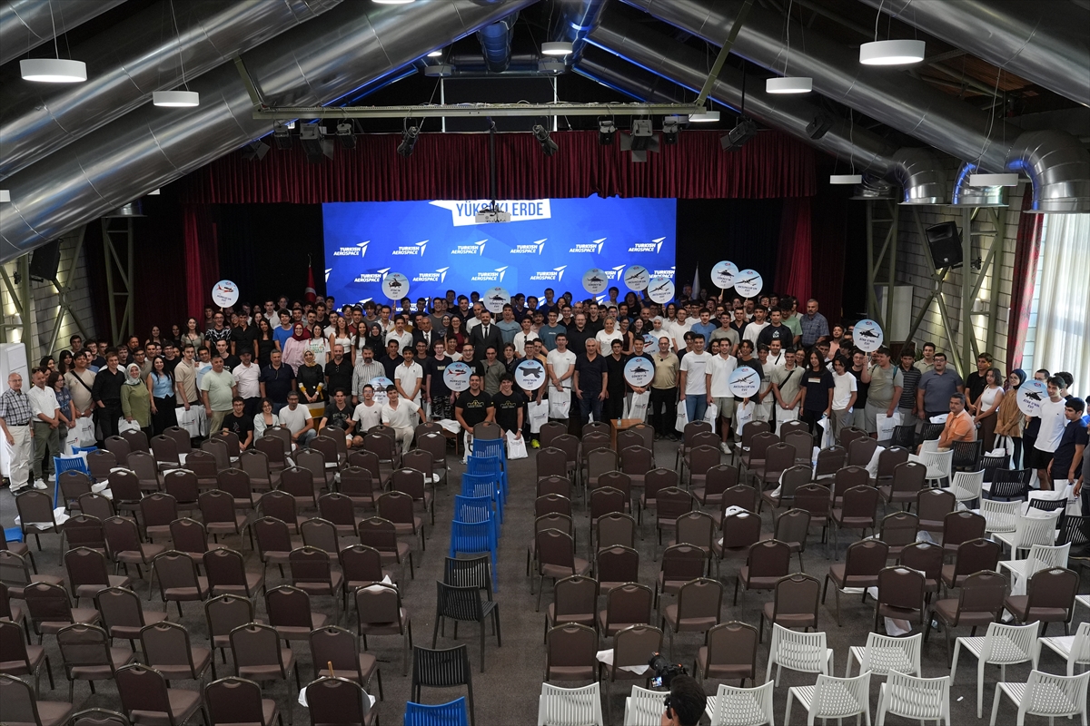 TUSAŞ, YKS şampiyonu gençleri ağırladı