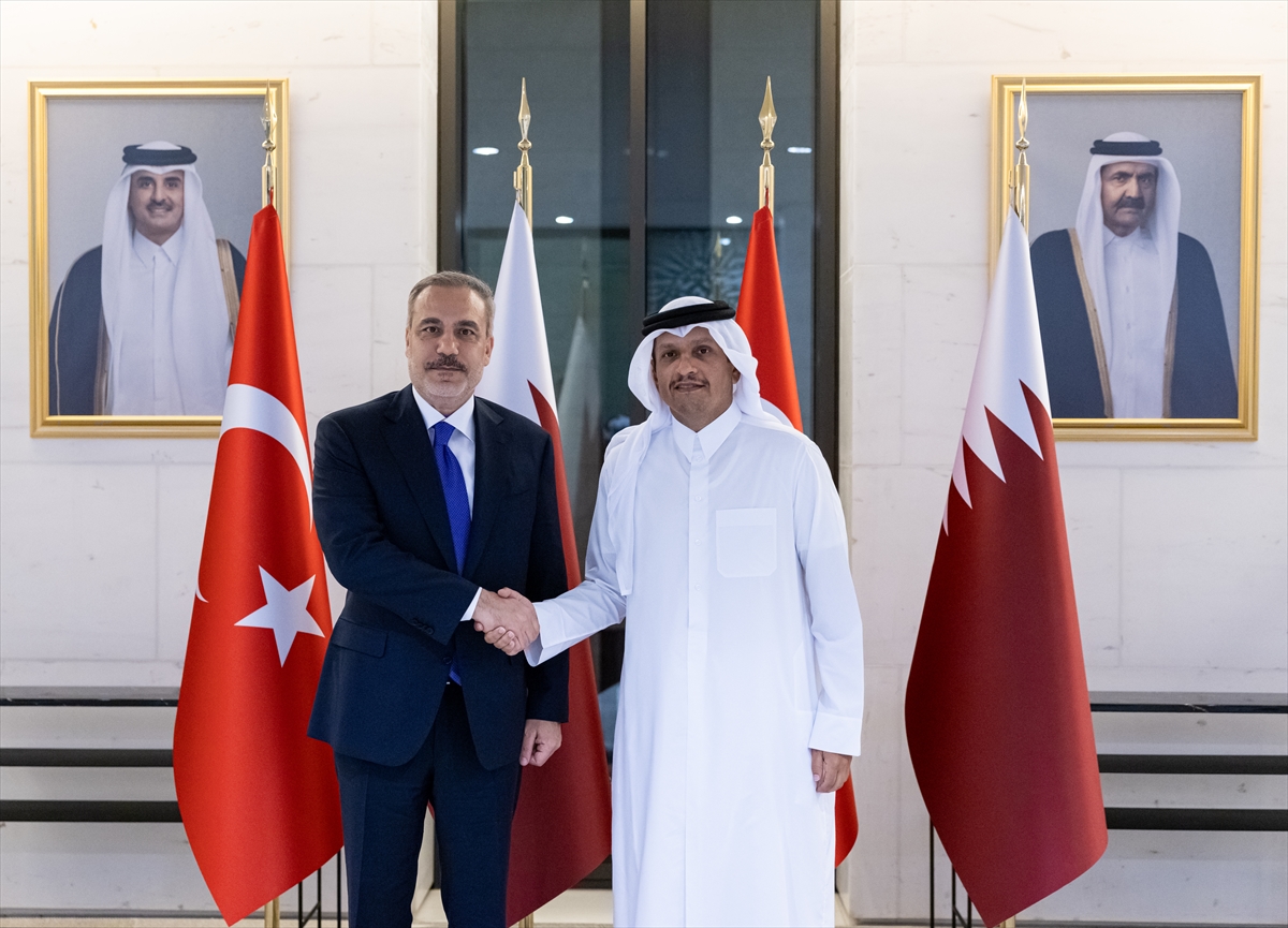 Dışişleri Bakanı Fidan, Katarlı mevkidaşı Al Sani ile Doha'da bir araya geldi