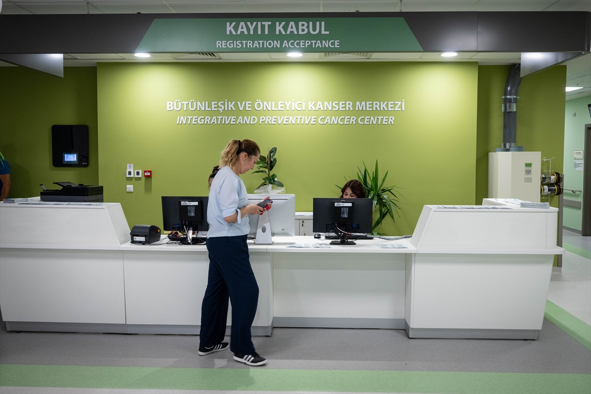 Etlik Şehir Hastanesi'nde "Bütünleşik ve Önleyici Kanser Merkezi" açıldı