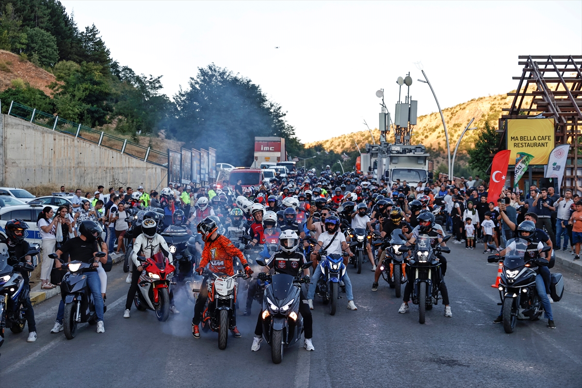 Tunceli'de MamekiFest etkinlikleri kapsamında motosiklet turu yapıldı
