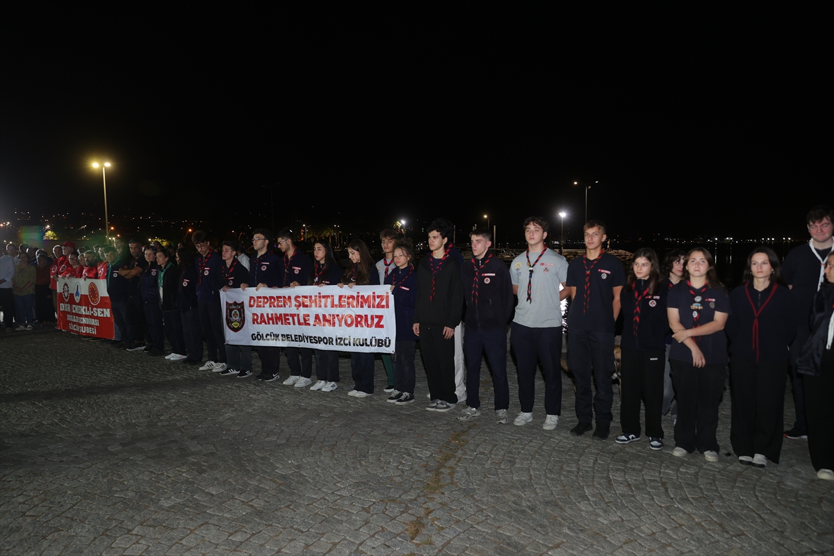 Marmara Depremi'nde hayatını kaybedenler Kocaeli'de anıldı