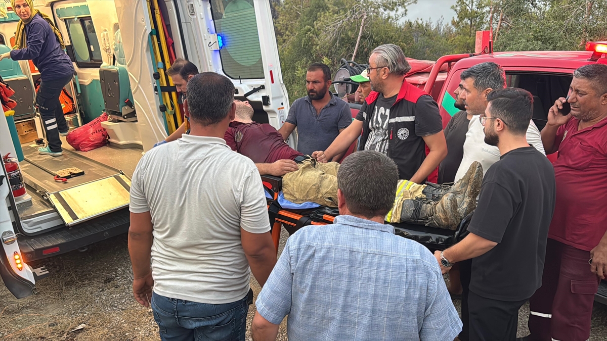 Adana'nın İmamoğlu ilçesindeki orman yangını kontrol altına alındı