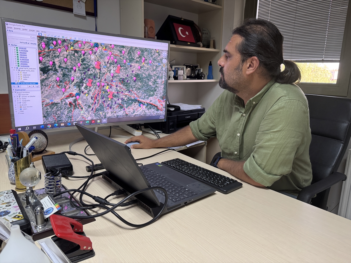 Yer bilimcilerden Sındırgı'da 6,1 büyüklüğündeki depreme ilişkin "tahribat" değerlendirmesi