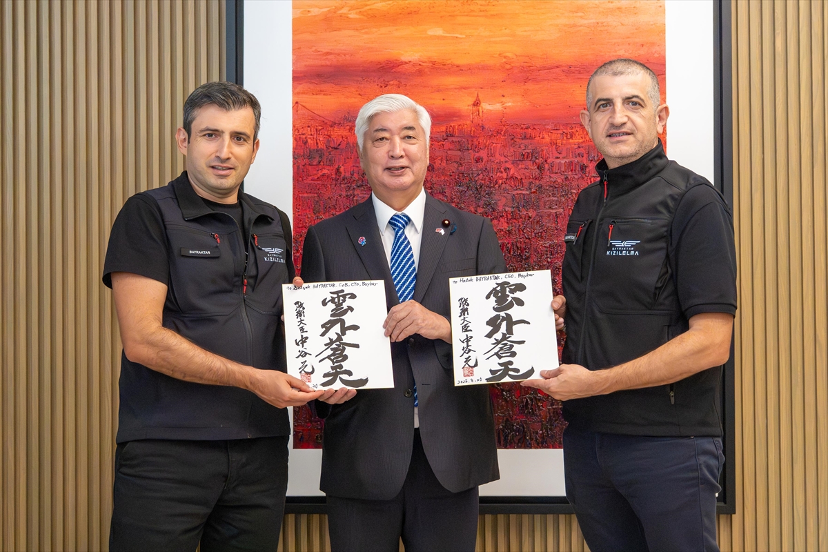 Japonya Savunma Bakanı Nakatani, Baykar'ı ziyaret etti