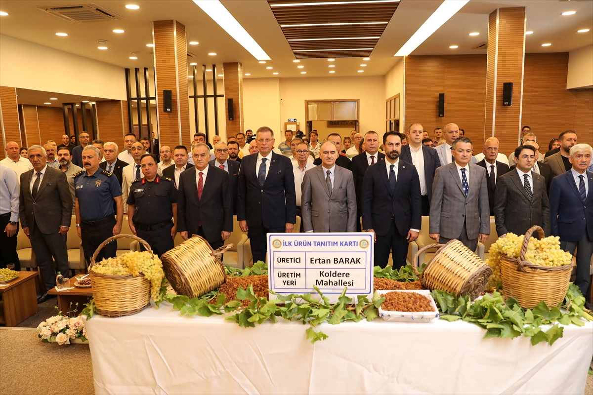Manisa Ticaret Borsası'nda çekirdeksiz kuru üzüm alımı, törenle başladı
