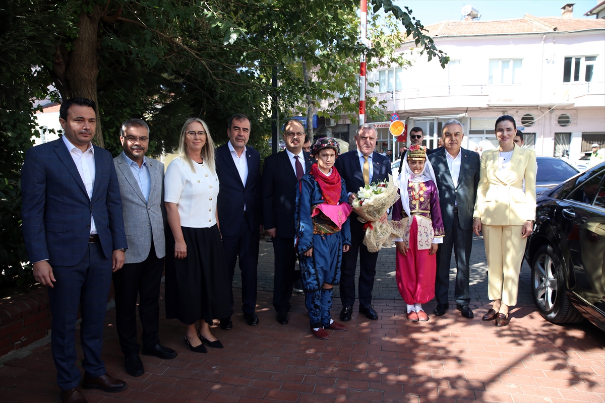 Yaz gençlik kamplarında yaklaşık 200 bin genç misafir edildi