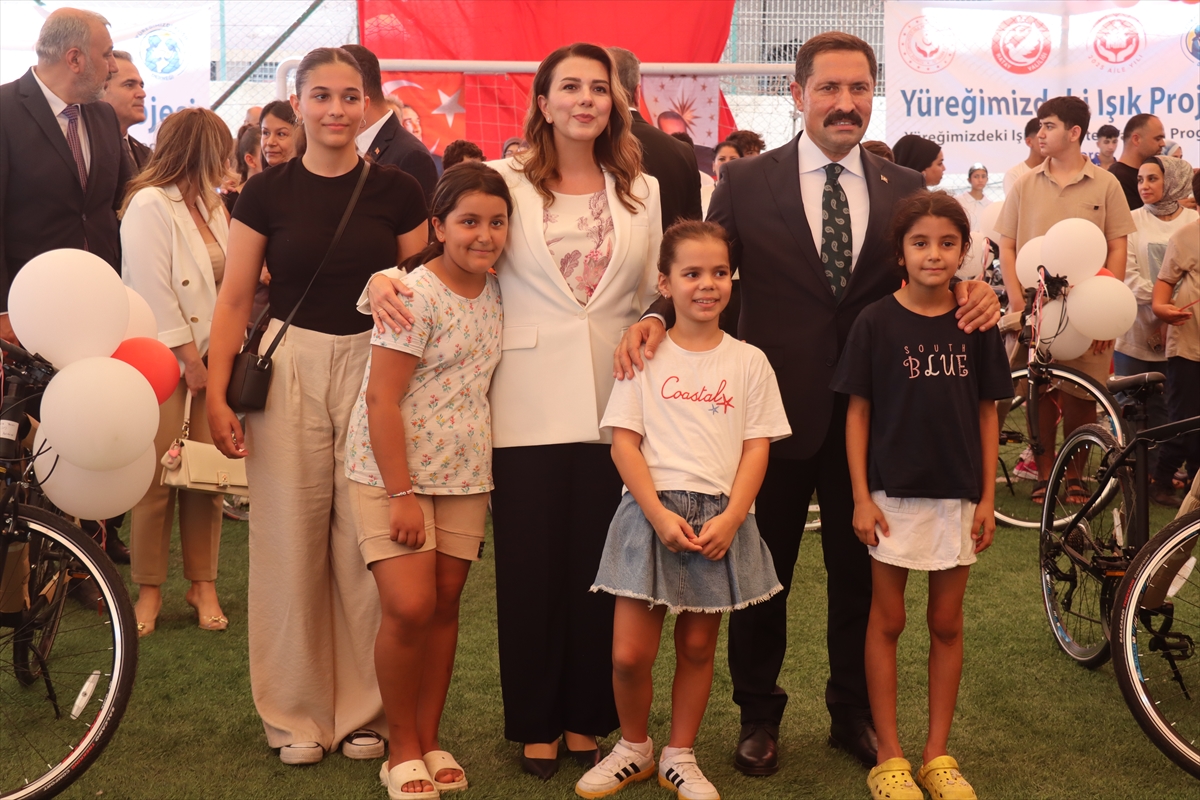 Hatay'da kimsesiz çocuklarla yardımseverler arasında köprü olacak internet sitesi kuruldu