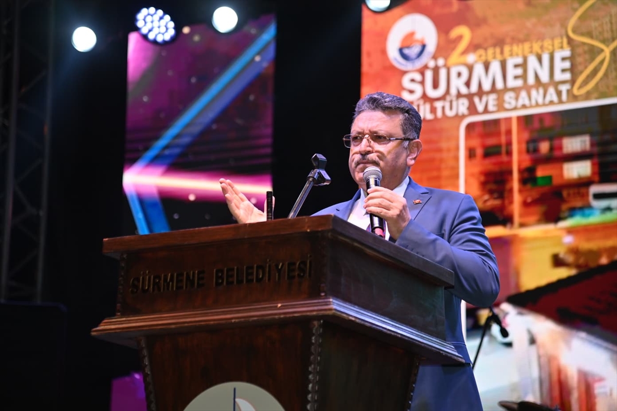 Trabzon'da "Geleneksel Sürmene Kültür ve Sanat Şenliği" başladı