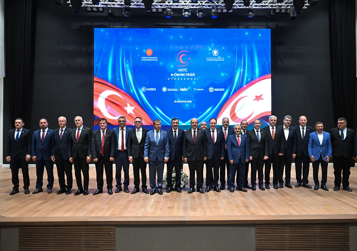 Cumhurbaşkanı Yardımcısı Yılmaz, KKTC'de E-Devlet Mobil Uygulama Lansmanı'nda konuştu: