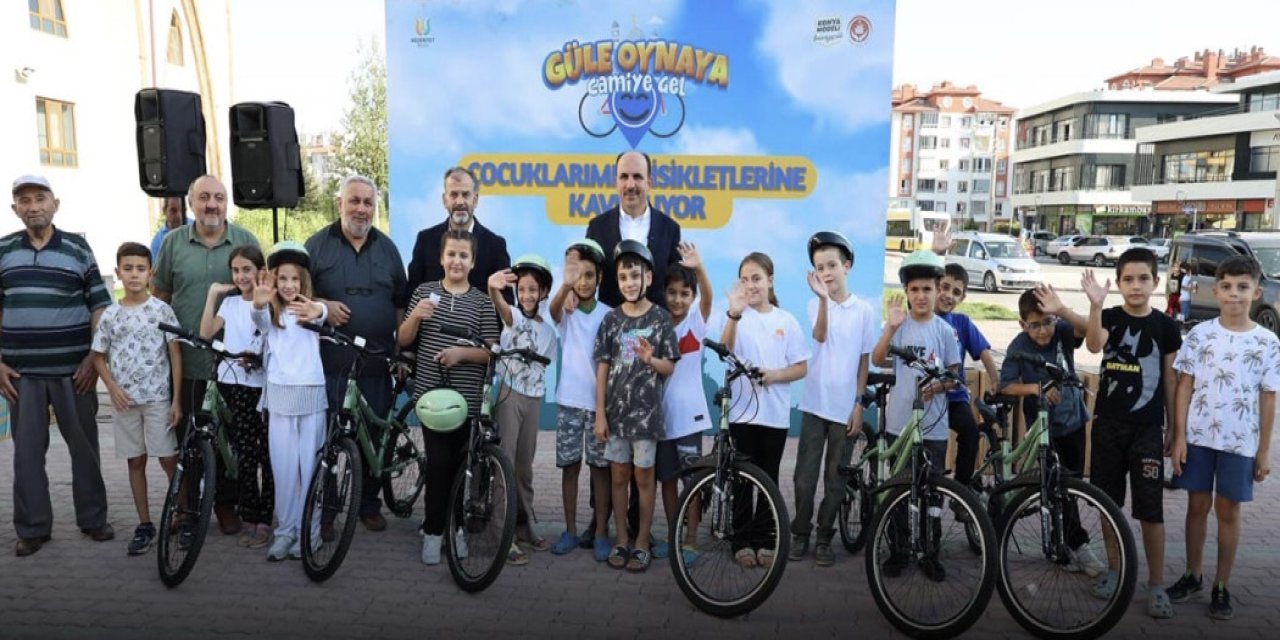 40 GÜN SABAH NAMAZINA GİDEREK BİSİKLET KAZANDILAR