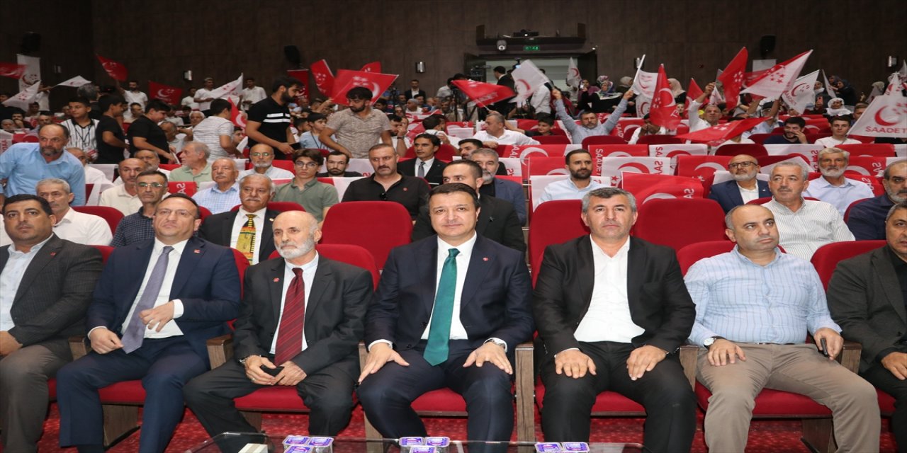 Saadet Partisi Genel Başkanı Mahmut Arıkan, Batman’daki kongrede Gazze’ye destek mesajı verdi, İsrail’i sert sözlerle eleştirdi