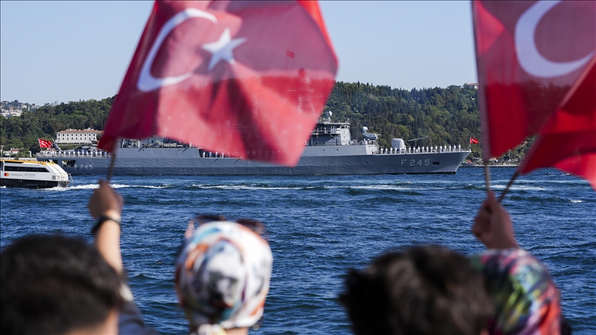 Bir karış toprak, bir damla su, bir nefes: "Mavi vatan"