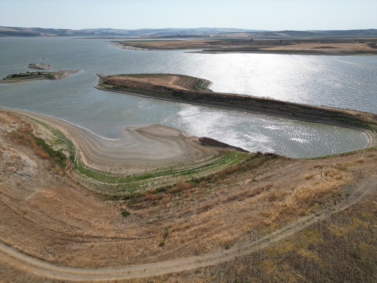 Tekirdağ'daki Karaiğdemir Barajı'nın doluluk oranı kuraklık nedeniyle düştü