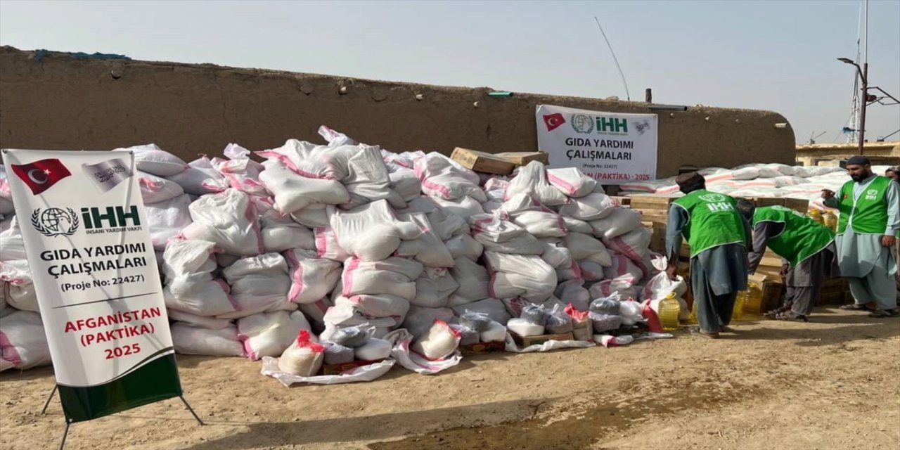 İHH, kuraklığın etkili olduğu Afganistan’ın Paktika vilayetinde 1100 gıda paketi dağıtarak ihtiyaç sahiplerine destek oldu