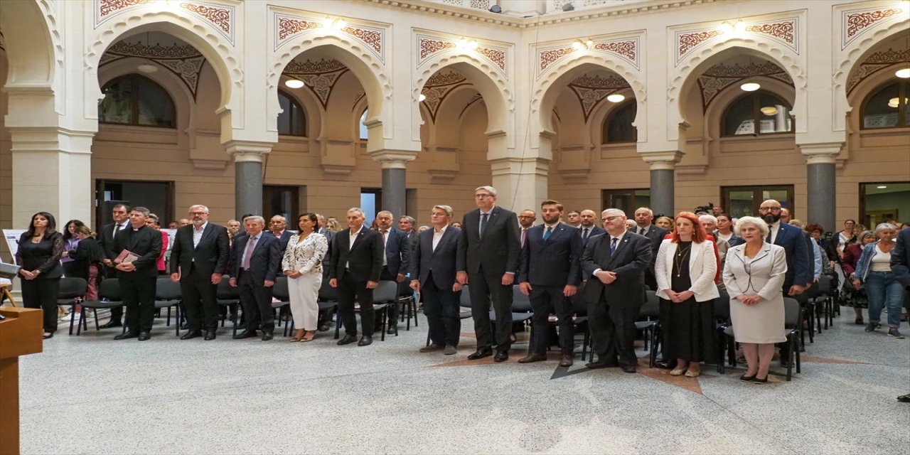 Bosna Hersek’te 33 Yıl Önce Savaşta Yakılan Vijecnica Kütüphanesi Anma Töreni ve Fotoğraf Sergisiyle Anıldı
