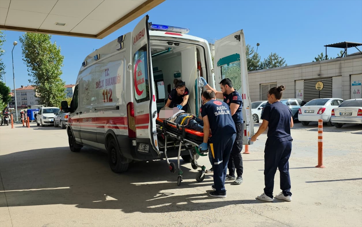 İnegöl’de asansör boşluğuna düşen işçi ağır yaralandı