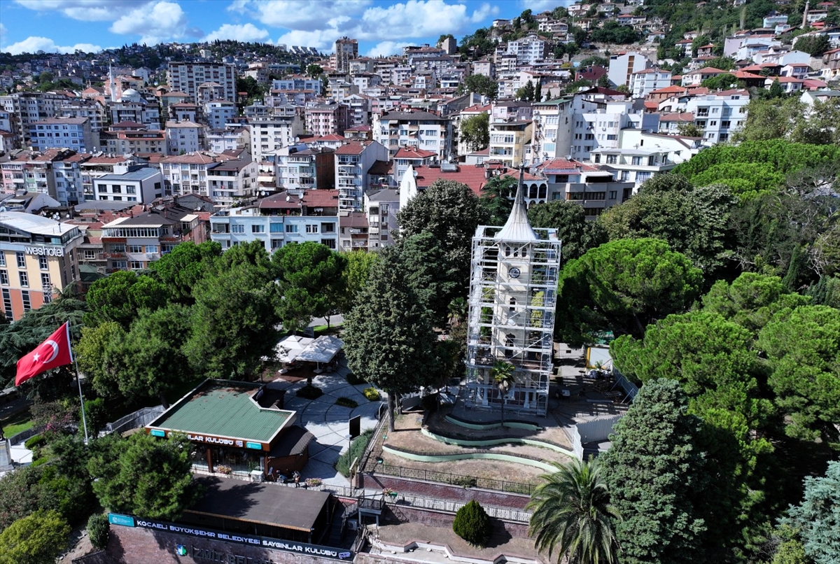 Kocaeli'nin simgelerinden tarihi saat kulesi restore ediliyor