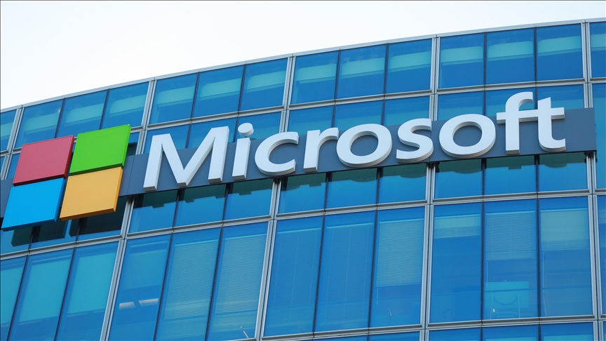 Microsoft, şirketin İsrail ordusuyla işbirliğini protesto eden iki çalışanını işten çıkardı