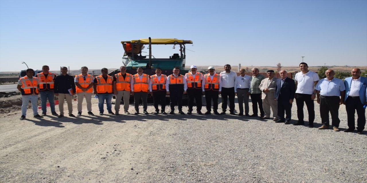 Batman Valisi Canalp, Diyarbakır kara yolundaki çalışmaları inceledi: İlk etap eylülde trafiğe açılacak