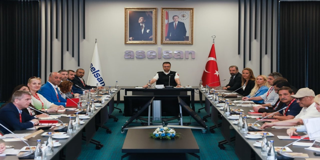 23 ülkeden 33 gazeteci Türk savunma sanayisini yerinde inceledi, Çelik Kubbe ve milli İHA’lar tanıtıldı