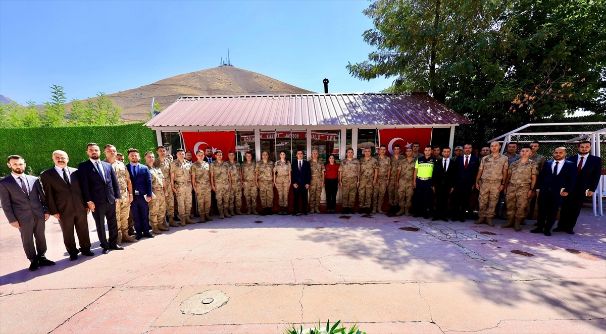 Bitlis'te JANDARMA rütbe terfi töreni düzenlendi