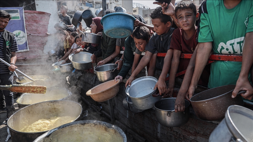 İsrail, Gazze'yi sürekli kıtlık baskısı altında tutmak için sistematik bir açlık politikası izliyor
