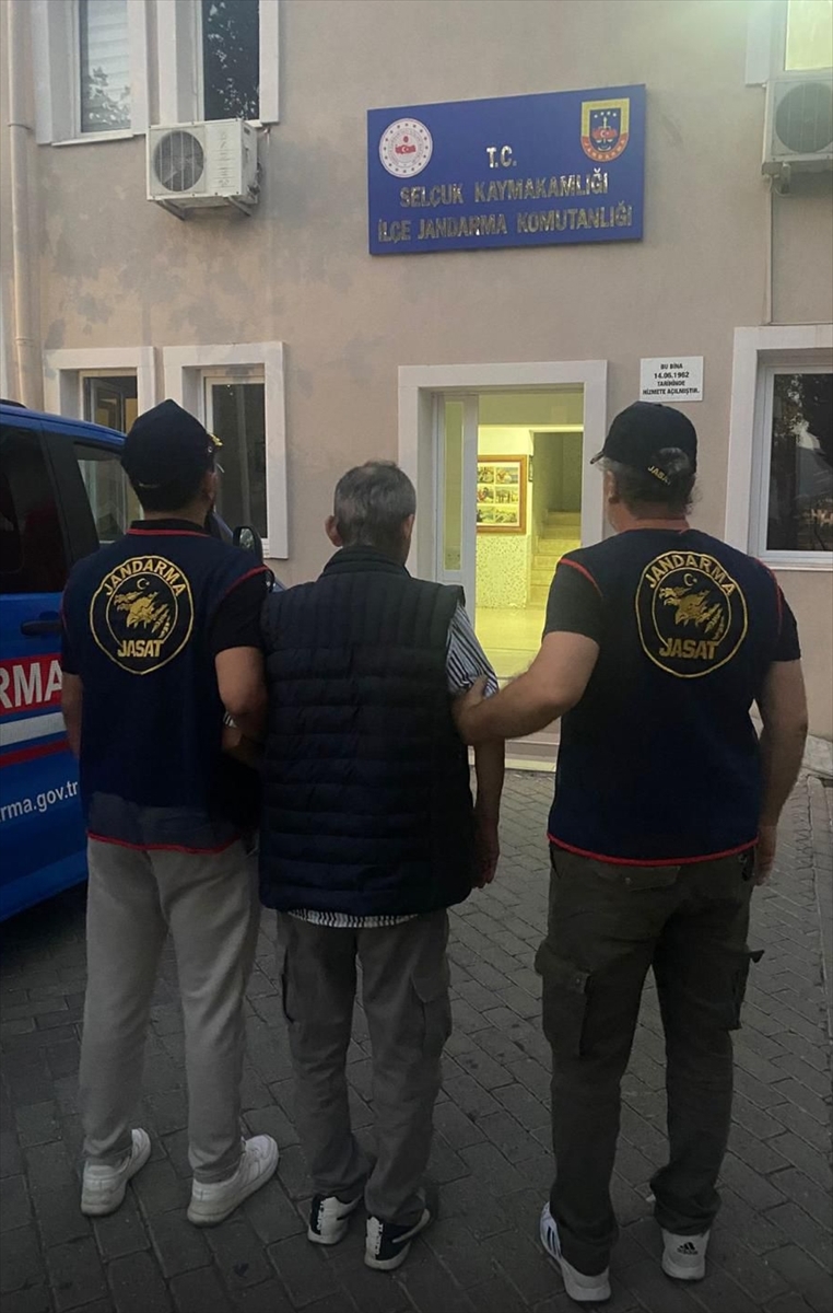 İzmir'de sahipsiz hayvanların zehirli yiyeceklerle öldürülmesine ilişkin 1 şüpheli yakalandı