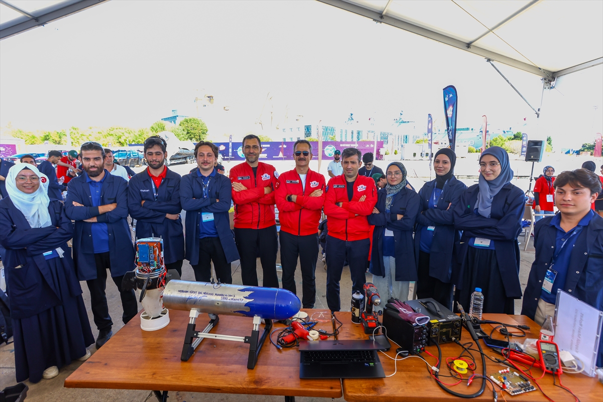 Roketsan, TEKNOFEST'te Mavi Vatan'ın geleceğini gençlerle inşa ediyor