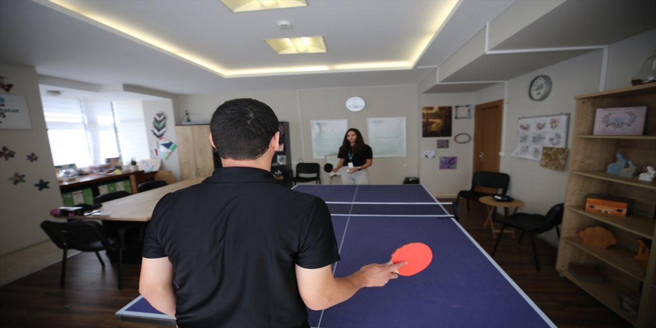 Aydın’da YEDAM desteğiyle sanal kumar bağımlılığını yenen genç, hayatına yeniden başladı