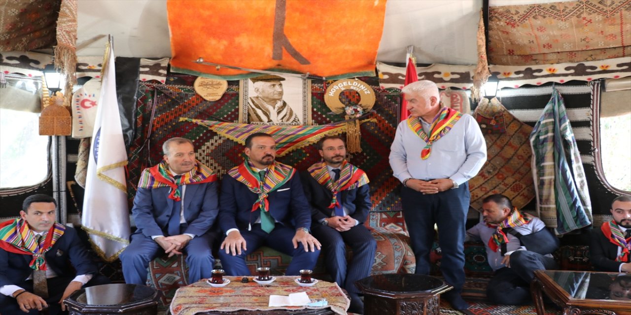 Kürşad Zorlu, Isparta’da şehit yakınları, gaziler ve Yörüklerle buluştu