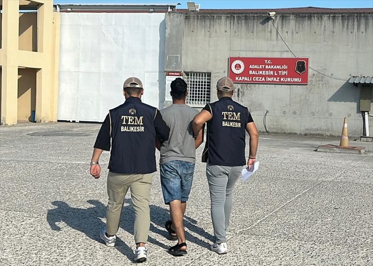 Balıkesir'de terör örgütü DEAŞ operasyonunda 1 kişi tutuklandı