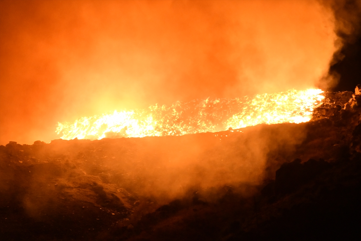 Giresun'da çöp toplama alanında çıkan yangın söndürüldü